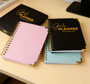 Carnet de planification hebdomadaire et de suivi des objectifs de bien-être A5 noir personnalisé 2026 avec couverture en papier et coffret cadeau promotionnel - Product Image 3