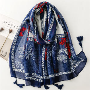 ファッショナブルなネイビーブルーブラックリーフ柄ビーチウェアスカーフショールコットンボイル生地プリントトライバルタッセルBohoスカーフ女性 - Product Image 4
