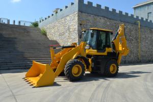Prix de gros Tobeter pour mini-chargeuse sur pneus à quatre roues motrices, modèle 3cx 4cx 4x4, prix de la machine de terrassement Tobeter - Product Image 2