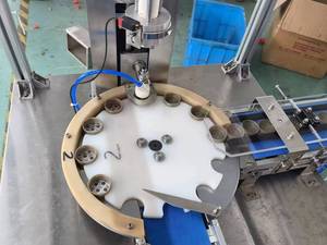 Tốc độ cao nắp tự động lót tấm lót máy nhôm foil Gasket chèn Máy Gasket Máy làm - Product Image 3