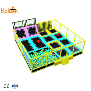 Parc de trampoline extérieur de vente directe d'usine 5*5m à vendre lit sautant pour le centre d'amusement intérieur commercial - Product Image 1