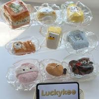 Jouets Squishy Alimentaires en Gros Nouveau Design Soufflé au Fromage Gâteau Fraise Jouet Squishy en Silicone Balle Anti-Stress Taba à Presser