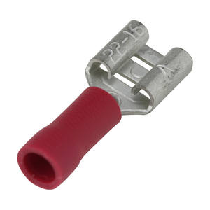 Connettore Faston femmina isolato 6,35 mm, colore rosso, ideale per connessioni elettriche sicure ed efficienti. - Product Image 1