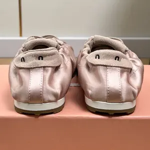 <span class=keywords><strong>Zapatillas</strong></span> deportivas <span class=keywords><strong>de</strong></span> satén Plume para mujer, <span class=keywords><strong>zapatillas</strong></span> <span class=keywords><strong>de</strong></span> bailarina <span class=keywords><strong>de</strong></span> diseño, <span class=keywords><strong>zapatillas</strong></span> planas casuales <span class=keywords><strong>de</strong></span> <span class=keywords><strong>ballet</strong></span>, forro <span class=keywords><strong>de</strong></span> tela, suela con estampado <span class=keywords><strong>de</strong></span> estrellas. - Product Image 2