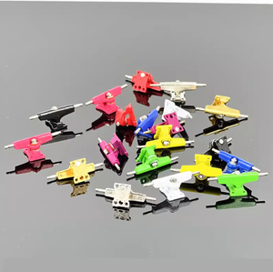 Vente en gros de composants de fingerboard en alliage économique 29mm/32mm standard : Trucks, écrous et vis - Product Image 1