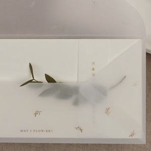 Enveloppes en vélin personnalisées avec impression en feuille d'or Cartes en vélin Conception libre pour les invitations <span class=keywords><strong>de</strong></span> <span class=keywords><strong>mariage</strong></span>. - Product Image 2