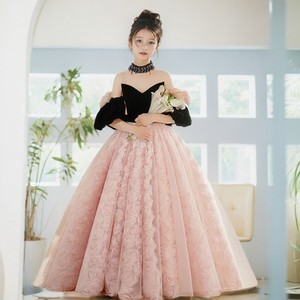 S2130R Nuevo Vestido de Niña de las Flores Negro con Hombro Descubierto, de Malla Brillante y Elegante - Product Image 6