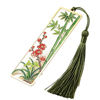 Marque-pages en métal creux, parfaits pour les souvenirs de voyage, les cadeaux de remise de diplôme et les cadeaux d'affaires. Motifs et textes personnalisés OEM disponibles