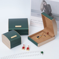 Boîte à bijoux en cuir brossé Gold Label, boîte à bagues haut de gamme, boîte cadeau pour collier et bracelet, emballage avec estampage à chaud, rectangulaire