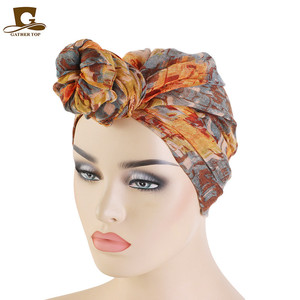 <span class=keywords><strong>Bandana</strong></span> Bali in Voile Tie-Dye alla Moda, Turbante Annodato con Pompon <span class=keywords><strong>per</strong></span> Donne, Accessorio di Lusso <span class=keywords><strong>per</strong></span> <span class=keywords><strong>Capelli</strong></span> - Product Image 5