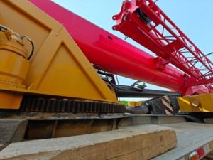 La promotion a utilisé la <span class=keywords><strong>grue</strong></span> télescopique montée par <span class=keywords><strong>camion</strong></span> de boom à vendre le <span class=keywords><strong>camion</strong></span> 25 <span class=keywords><strong>tonnes</strong></span> avec la construction de <span class=keywords><strong>grue</strong></span> - Product Image 3