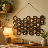 Support mural hexagonal en bois alvéolé pour boucles d'oreilles, organisateur de bijoux découpé au laser, vente en gros OEM, présentoir de rangement pour bijoux