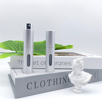 Échantillon gratuit flacon présentoir de parfum teinté sexy personnalisé de 5ml 8ml atomiseur vaporisateur de décantation de parfum rechargeable mignon avec logo