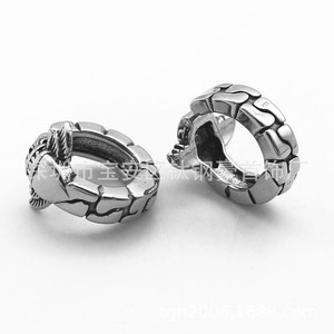 yunnique Fashionable Titanium Steel Feather <b>Cuff</b> <b>Earrings</b> Geometric Design Spring Jewelry Wholesale - Product Image 3