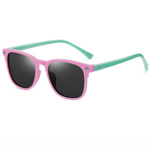 Superhot Kids Eyewear 77226 Moda 2024 Niños <span class=keywords><strong>Niñas</strong></span> <span class=keywords><strong>Gafas</strong></span> <span class=keywords><strong>de</strong></span> <span class=keywords><strong>sol</strong></span> polarizadas cuadradas <span class=keywords><strong>para</strong></span> <span class=keywords><strong>adolescentes</strong></span> - Product Image 1