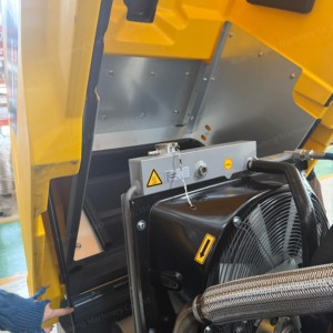 เครื่องอัดอากาศเคลื่อนที่ Copco XAS78Kd พร้อมเครื่องยนต์ 160CFM 7 บาร์ 100 ปอนด์ต่อตารางนิ้ว ระบบหล่อลื่น สำหรับอุตสาหกรรมเหมืองแร่ Copco XAS78Kd - Product Image 2