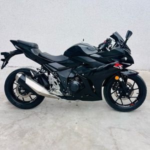 <span class=keywords><strong>Ling</strong></span> Mu GSX 250 - Moto Sportiva a Benzina Usata a Due Ruote. Finitura Verniciata Originale. Garanzia di Qualità. - Product Image 2