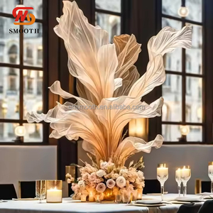 Decorazione per Eventi con Fiori Giganti in Organza Color Champagne, Centrotavola per Feste, Supporto per Fiori Decorativo - Product Image 2