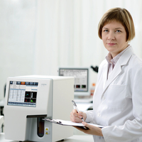Analyseur d'hématologie automatique Mindray BC-5000 pour analyse sanguine, analyseur d'hématologie entièrement automatique à 5 parties pour hôpital