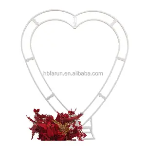 Vendita calda in fabbrica a forma di cuore rimovibile per matrimonio con struttura ad arco in metallo con fiori per lo sfondo per la decorazione di eventi