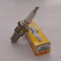 NGK Bujías de alta calidad Sistemas de motor automático originales 6511 BP5ES OEM 9091901060000 7554431 2101037070