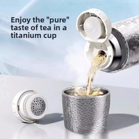 Tasse isotherme en titane pur 2025 avec infuseur à thé, couvercle à ouverture rapide, double paroi, séparateur thé-eau, design antidérapant 6-12