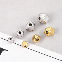 Perles entretoises géométriques à facettes en acier inoxydable plaqué or 18 carats pour la fabrication de bijoux DIY - Vente en gros