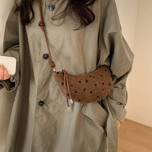 Nouveau Sac Croissant Printemps 2026 à Nœud et Pois pour Femme – Sac Messager Polyvalent Décontracté à Bandoulière Unique, Qualité Supérieure, Style Niche - Product Image 6