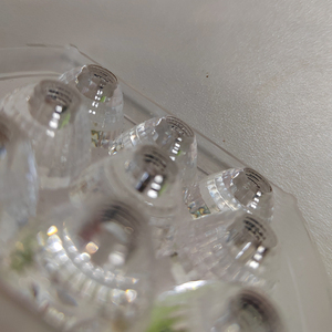 Pièces automobiles en plastique d'injection de précision personnalisées en acier inoxydable Services d'usinage CNC - Product Image 4