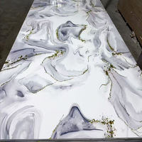 Panneau mural en faux marbre à épaisseur personnalisée, revêtement UV, panneau en PVC, revêtement en pierre plastique pour la décoration des salles de bain d'hôtel