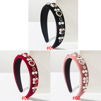 Serre-tête de luxe en velours baroque noué, orné de cristaux et strass exquis, accessoire capillaire glamour pour banquets
