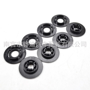 Clips de fixation de tapis de sol Volkswagen Vw T71 noirs, attaches automobiles de remplacement pour la fixation des tapis de voiture - Product Image 4
