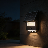 Reflector LED Solar con Sensor de Movimiento, Control Remoto, Clasificación IP65, Material de PC, 2700K Blanco Cálido, Ángulo de Haz de 180°, Luz Exterior para Jardín