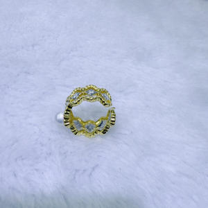 Bague en perle d'eau douce sensorielle haut de gamme européenne et américaine, élégante et polyvalente, 6,5-7 mm pour femmes - Product Image 1