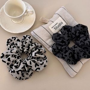 Cravate pour cheveux gros intestin en <span class=keywords><strong>daim</strong></span> imprimé léopard, cravate pour cheveux tête boule féminine, cravate pour cheveux corde tête queue <span class=keywords><strong>de</strong></span> cheval polyvalente - Product Image 2