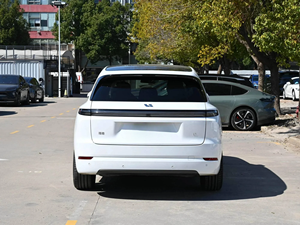 รถยนต์ JX Auto <span class=keywords><strong>LI</strong></span> L7 449 แรงม้า พลังงานใหม่ ระยะทางวิ่งไกล 1185 กม. ระบบ EREV แบตเตอรี่ลิเธียม รถมือสอง - Product Image 4