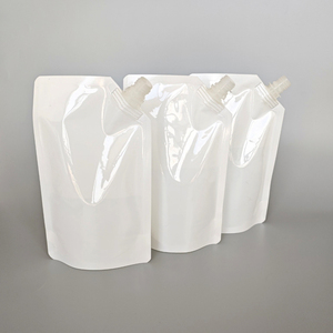 Sac pochette en plastique anti-fuite pour huile moteur 5 litres 1L 3L 5L pochette d'emballage écologique pour huile moteur de voiture avec poignée - Product Image 3