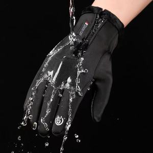 قفازات مخصصة ومريحة 3 من Neoprene للرجال والنساء عالية الجودة للسباحة الحرارية والرياضات بالماء البارد - Product Image 5