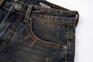 EN STOCK – Nouveauté : Short en jean pour homme, coupe droite, taille mi-haute, brodé, avec surpiqûres robustes et effet délavé Monkey Washed - Product Image 3