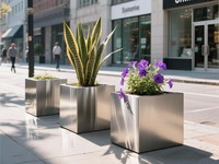 Innen- und Außenbereich Heimdekoration Aluminium/Weichstahl Blumentopfhalter mit Hängeständer Gestanztes Design Anpassbare Farbe Pflanzenpflege