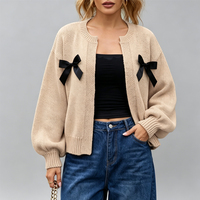 2026 Herbst Winter Neue Damen Rundhals Langarm Strickpullover mit Schleifenband Lässige Mode-Oberteile Großhandel Maßanfertigung OEM ODM