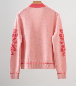 Nuovo Cardigan di alta qualità in Cashmere cappotti 2025 maglieria autunno inverno da donna con scollo a V <span class=keywords><strong>motivi</strong></span> ricamati cappotti <span class=keywords><strong>rosa</strong></span> bianchi - Product Image 4