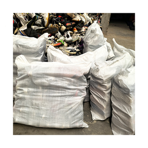 Nueva Llegada de Zapatillas de Lujo de <span class=keywords><strong>Segunda</strong></span> <span class=keywords><strong>Mano</strong></span> para Hombre, Marca Italiana, Zapatillas de Diseñador Usadas, Planas, para Revendedores - Product Image 4