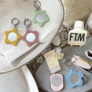 Porte-clés mignon en forme d'étoile, pendentif en résine acrylique, breloque portable pour téléphone ou sac, idéal pour cadeau ou fête, COLOR - Product Image 2