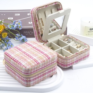 MINI jewellery box customized logo durable square gift box for rings engagement wedding jewelry gift box