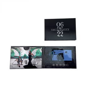 Carte vidéo de mariage personnalisée <span class=keywords><strong>Brochure</strong></span> vidéo numérique LCD 7 pouces Carte de voeux vidéo cadeau noire pour invitation de mariage - Product Image 3