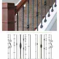 Großhandel dekorative schwarz pulver beschichtete quadratische hohle schmiede eiserne Treppe Baluster mit zwei Knöcheln & einem Korb