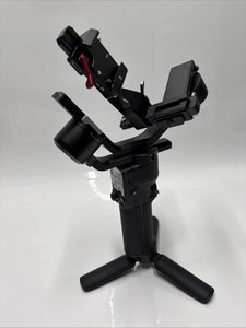 HFT Profesional RS 3 Mini Gimbal de Mano para Teléfono Móvil con Seguimiento Facial y de Objetos por IA, Controlador Mayorista para Móviles - Product Image 4