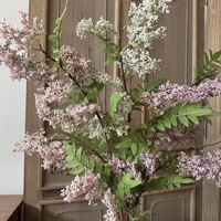 Fleurs artificielles en plastique de haute qualité, type Locust Blossom, décoratives pour la maison, le salon, les tables à manger, les arrangements de salles modèles et les mariages