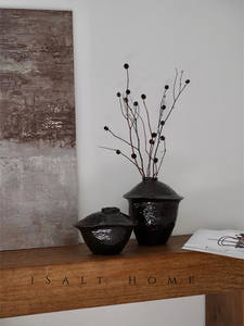 Jarrón de Cerámica Estilo Wabi-Sabi, Tamaño Pequeño 17cm, Estilo Chino Vintage, Jarra de Cerámica <span class=keywords><strong>con</strong></span> Pequeñas Imperfecciones, <span class=keywords><strong>Ramas</strong></span> de Palma <span class=keywords><strong>Secas</strong></span> - Product Image 2